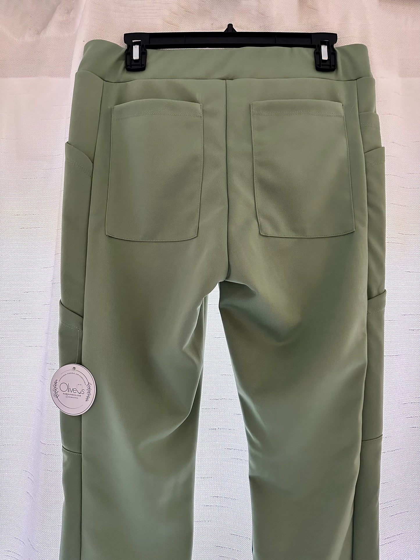 Men's Pants in Olive Green